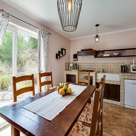 Villa Angela Lastovo