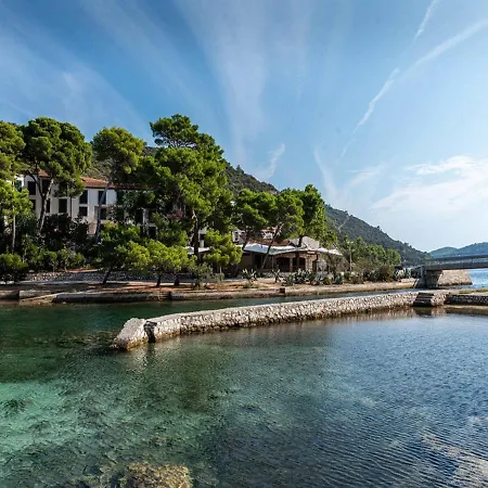Vila Angela Lastovo