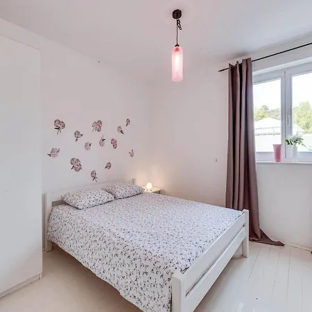 Vila Angela *